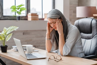 Most leaders and senior managers find their jobs stressful, survey finds